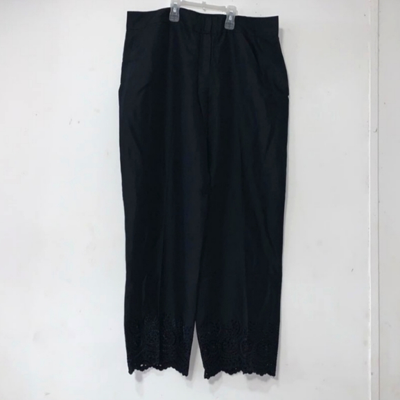 Ann Taylor Pants - 🌅 - Ann Taylor sz 10 Black Silk Cropped Pants